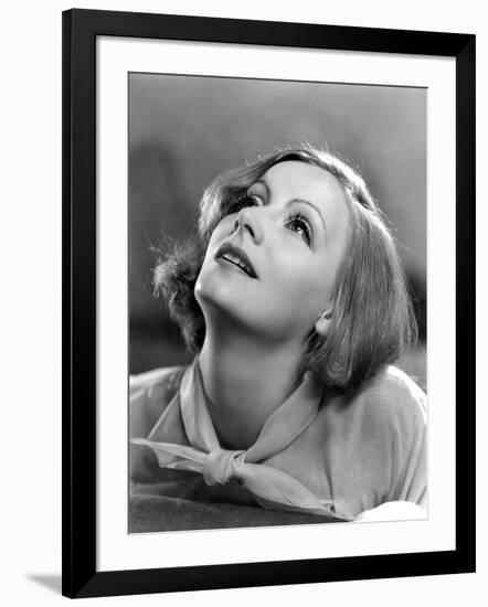 As You Desire Me by George Fitzmaurice, based on a play by Luigi Pirandello, with Greta Garbo, 1932-null-Framed Photo