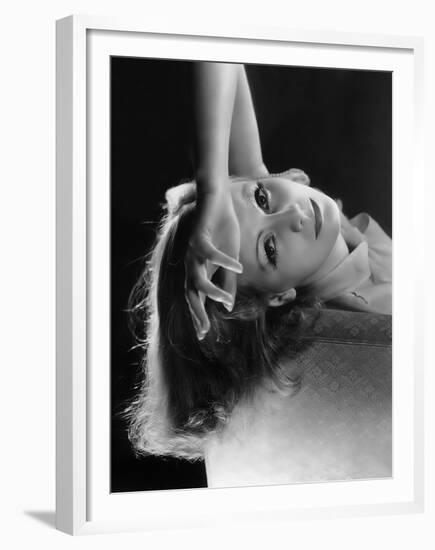 As You Desire Me by George Fitzmaurice, based on a play by Luigi Pirandello, with Greta Garbo, 1932-null-Framed Photo