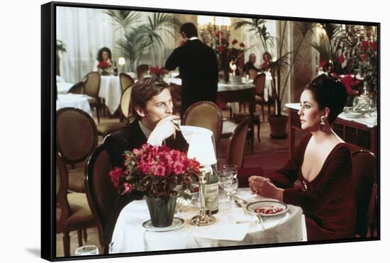 ASH WEDNESDAY, 1973 directed by LARRY PEERCE Helmut Berger and Elizabeth Taylor (photo)-null-Framed Stretched Canvas