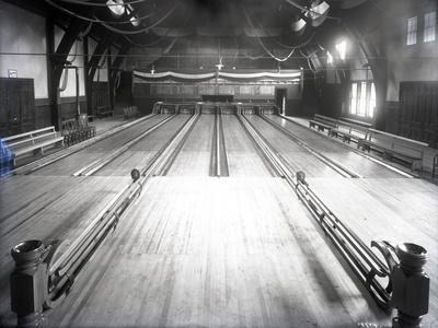 Bowling Alley, Madison Park, Seattle, 1909