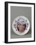 Assiette imprimé orné du portrait de la princesse Diana-null-Framed Giclee Print