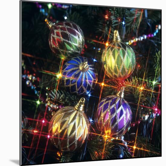 ASSORTED DIAMOND PATTERNED CHRISTMAS TREE BALL ORNAMENTS-Panoramic Images-Mounted Photographic Print