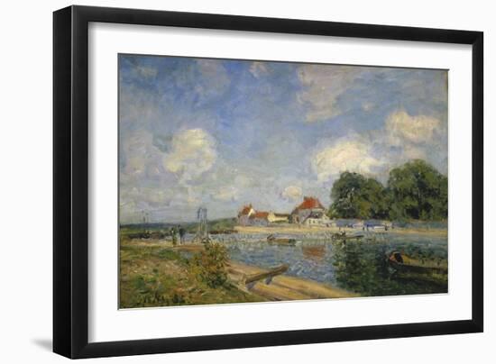 At the Barrage of Loing Near St, Mammes, 1885-Alfred Sisley-Framed Giclee Print