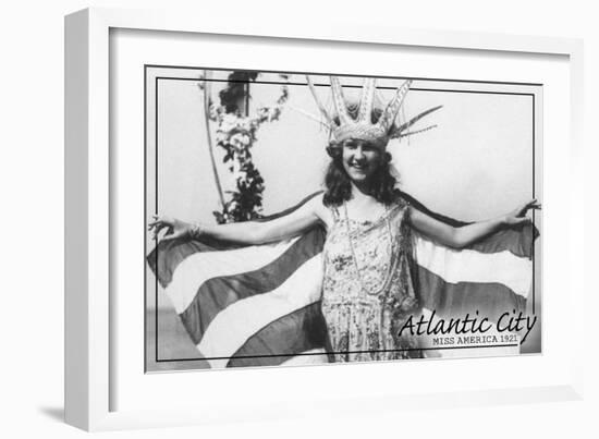 Atlantic City, New Jersey - Miss America at Carnival --Lantern Press-Framed Art Print