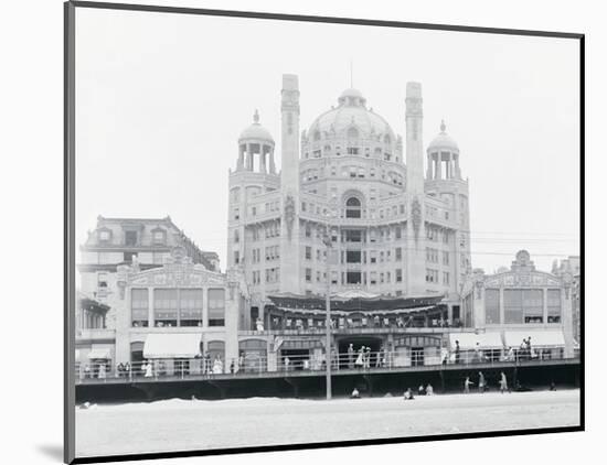 Atlantic City’s Marlborough-Blenheim Hotel, ca. 1908-null-Mounted Giclee Print