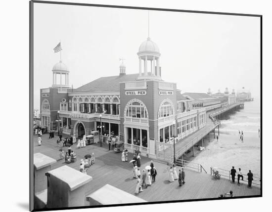 Atlantic City Steel Pier, 1910s-null-Mounted Art Print