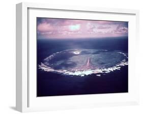 Atoll in the Capricorn Group, Great Barrier Reef-Fritz Goro-Framed Photographic Print