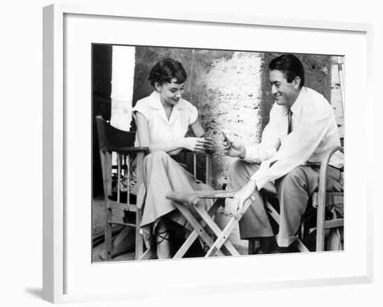 Audrey Hepburn and Gregory Peck Play CArds While on Location for Roman Holiday, 1953-null-Framed Photo