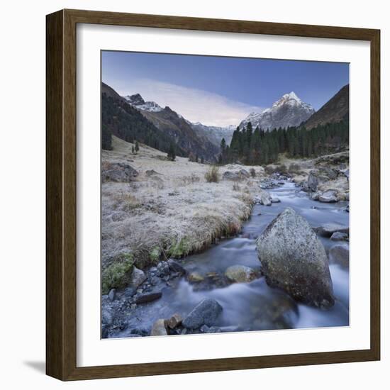 Austria, Tyrol, LŸsenstal, LŸsens, LŸsenser Fernerkogel, Melbach-Rainer Mirau-Framed Photographic Print