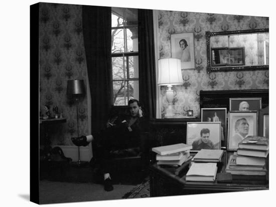 Author Gore Vidal at Home-Leonard Mccombe-Stretched Canvas