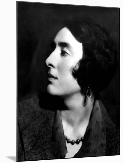 Author Vita Sackville-West-null-Mounted Photo