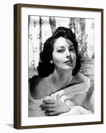 Ava Gardner, 1947-null-Framed Photographic Print