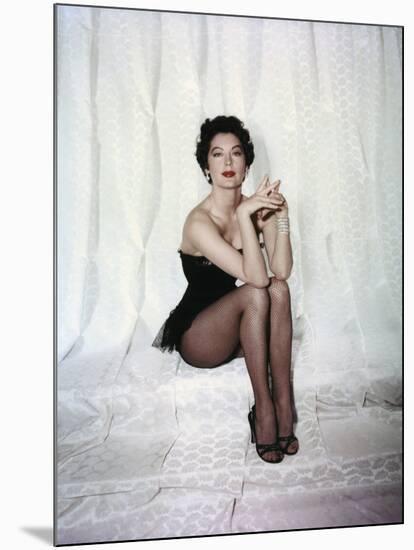 Ava Gardner, 1952- 1953 (photo)-null-Mounted Photo