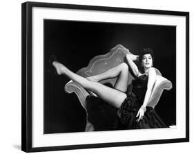 Ava Gardner, 1952-null-Framed Photographic Print