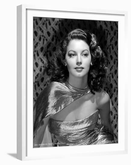 Ava Gardner in the 40's (b/w photo)-null-Framed Photo