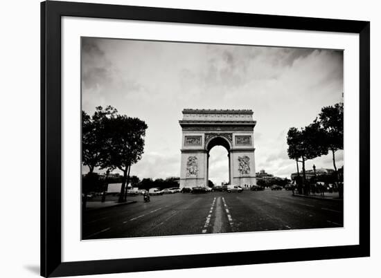Ave Champs Elysees III-Erin Berzel-Framed Photographic Print