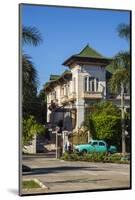 Avenida De Los Presidentes, Vedado, Havana, Cuba-Jon Arnold-Mounted Photographic Print