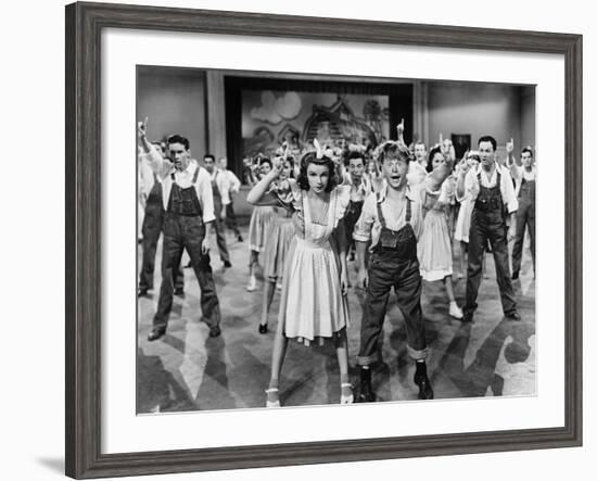 Babes on Broadway, 1941-null-Framed Photographic Print