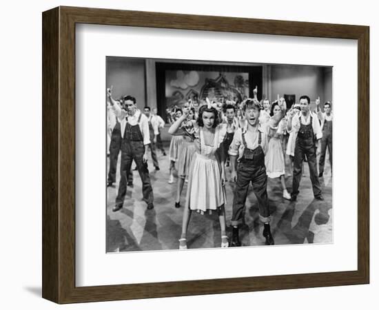 Babes on Broadway, 1941-null-Framed Photographic Print