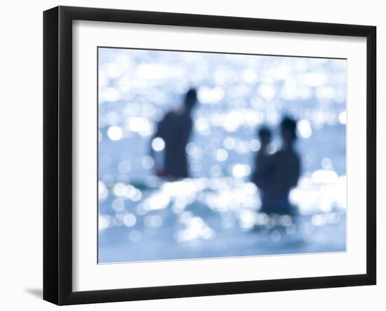 Baby Boom-Cristina Salas Mendoza-Framed Photographic Print