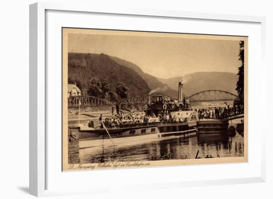 Bad Karlshafen Weser, Dampfer Kronprinz Wilhelm-null-Framed Giclee Print