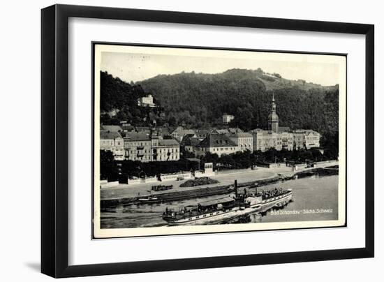 Bad Schandau, Elbe, Dampfschiff Schandau, Ort-null-Framed Giclee Print