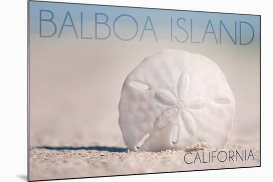 Balboa Island, California - Sand Dollar and Beach-Lantern Press-Mounted Art Print