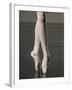 Ballerina en pointe-Erik Isakson-Framed Photographic Print