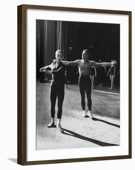 Ballerina Maria Tallchief and Andre Eglevsky Rehearsing "Swan Lake"-Ed Clark-Framed Premium Photographic Print