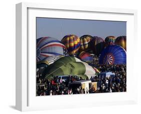 Ballooning, Albuquerque, Nm, Albuquerque, New Mexico, USA-Paul Sutton-Framed Photographic Print