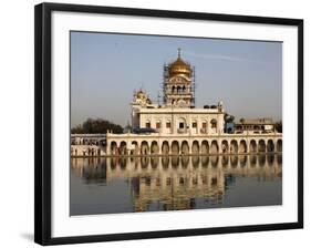 Bangla Sahib Gurdwara, New Delhi, India, Asia-null-Framed Photographic Print