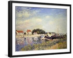 Banks of the Loing at Saint-Mammes-Alfred Sisley-Framed Giclee Print