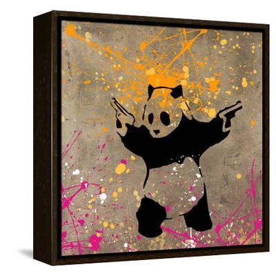 Panda with Guns（バンクシー）アートポスター Amazon.com: ARTCANVAS Panda with Guns Canvas Art Print