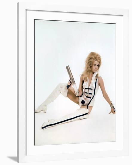 BARBARELLA, 1967 directed by ROGER VADIM Jane Fonda (photo)-null-Framed Photo