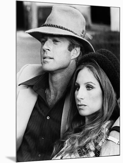 Barbra Streisand, Robert Redford, the Way We Were, 1973-null-Mounted Photographic Print