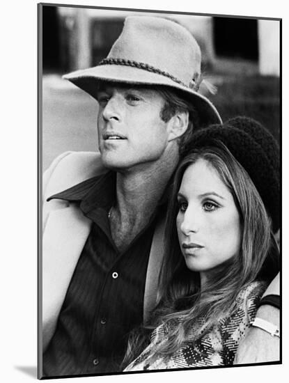 Barbra Streisand, Robert Redford, the Way We Were, 1973-null-Mounted Photographic Print