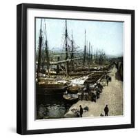 Barcelona (Spain), View of the Port-Leon, Levy et Fils-Framed Premium Photographic Print