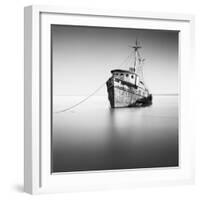 Barco Hundido-Moises Levy-Framed Photographic Print