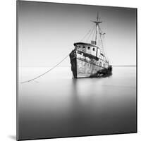 Barco Hundido-Moises Levy-Mounted Photographic Print