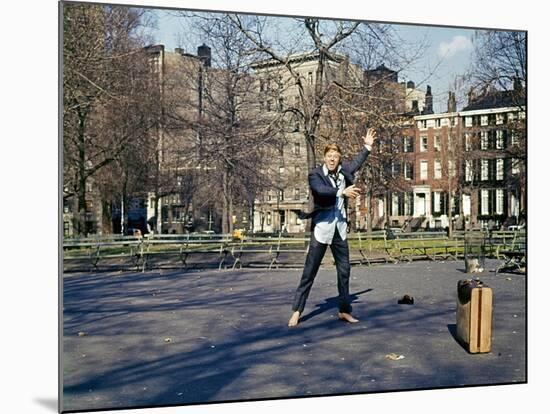 BAREFOOT IN THE PARK, 1967 directed by GENE SACHS Robert Redford (photo)-null-Mounted Photo