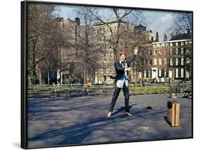 BAREFOOT IN THE PARK, 1967 directed by GENE SACHS Robert Redford (photo)-null-Framed Photo