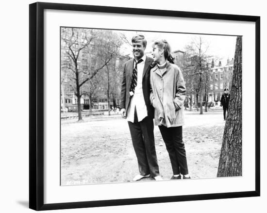 Barefoot in the Park, Robert Redford, Jane Fonda, 1967-null-Framed Premium Photographic Print