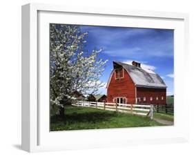 Barn, Ellensburg, Washington, USA-Charles Gurche-Framed Premium Photographic Print