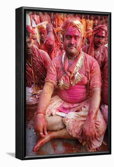 Barsana villagers celebrating Holi in Nandgaon, Uttar Pradesh, India-Godong-Framed Photographic Print