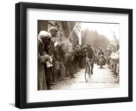 Bartali Wins-Presse ’E Sports-Framed Photographic Print