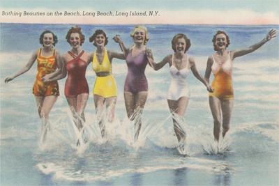 https://imgc.allpostersimages.com/img/posters/bathing-beauties-long-island-new-york_u-L-P9K0MZ0.jpg?artPerspective=n