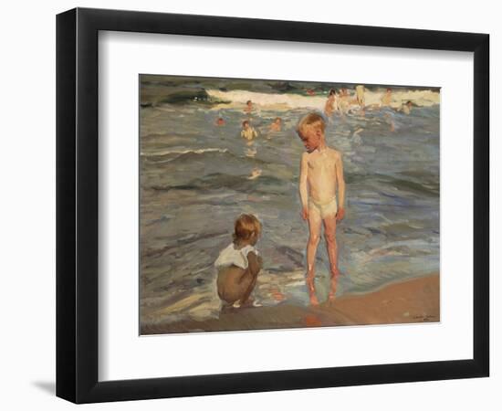 Bathing Children at the Beach of Valencia, 1910-Joaquin Sorolla-Framed Giclee Print