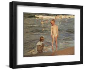 Bathing Children at the Beach of Valencia, 1910-Joaquin Sorolla-Framed Giclee Print