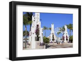 Bayfront, Sarasota, Florida, United States of America, North America-Richard Cummins-Framed Photographic Print