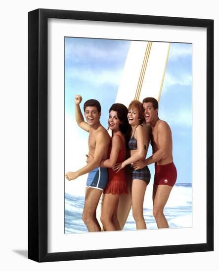 Beach Blanket Bingo, Frankie Avalon, Annette Funicello, Deborah Walley, John Ashley, 1965-null-Framed Photo